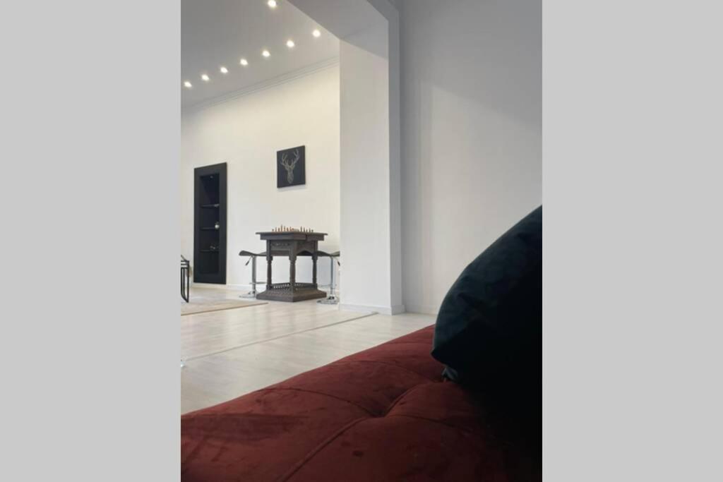 Outstanding 3Br Ultracentral Cityview Balcony Aaa Apartamento Bucareste Exterior foto